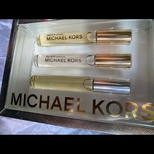 Michael Kors Roller Ball Perfume Set
